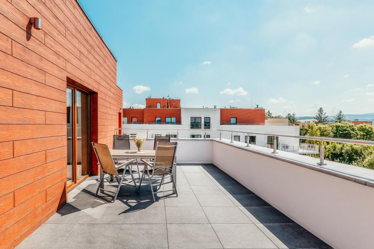 Apartament Widokowy - Penthouse Z Tarasem 쿠도바-즈루이 외부 사진
